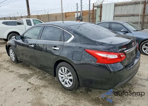 2016 Nissan Altima 2.5 из США, поврежденный, VIN 1N4AL3AP7GC268356